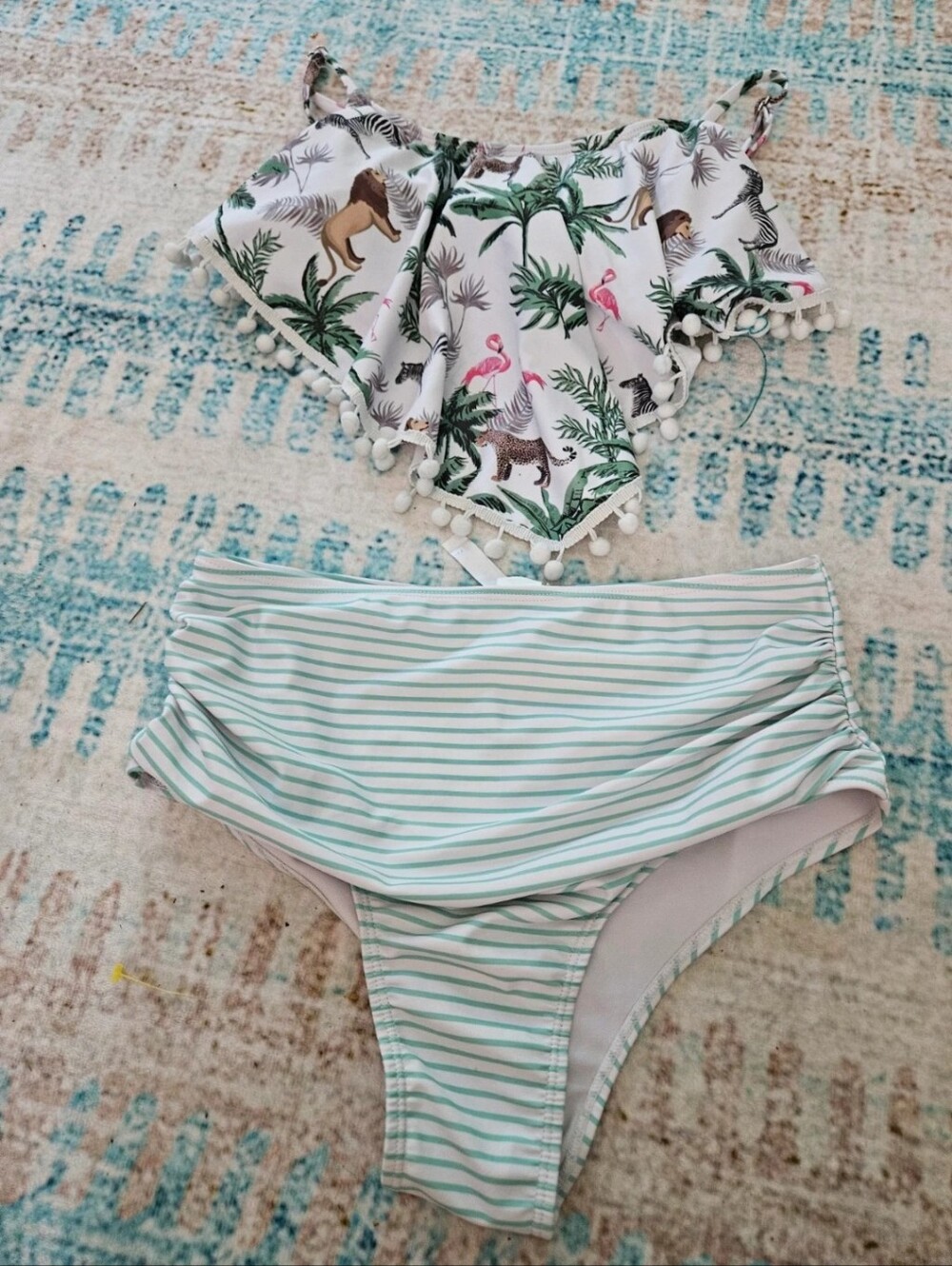 Womens Two-Piece Tropical Animal Swim Set - White & Mint